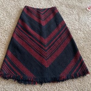 FOREVER 21 RED BLACK TRIBAL BELOW KNEE SKIRT XS FRINGE